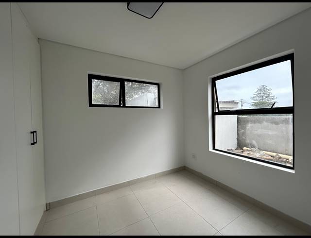 2 BEDROOM APARTMENT TO LET IN MILNERTON CENTRAL